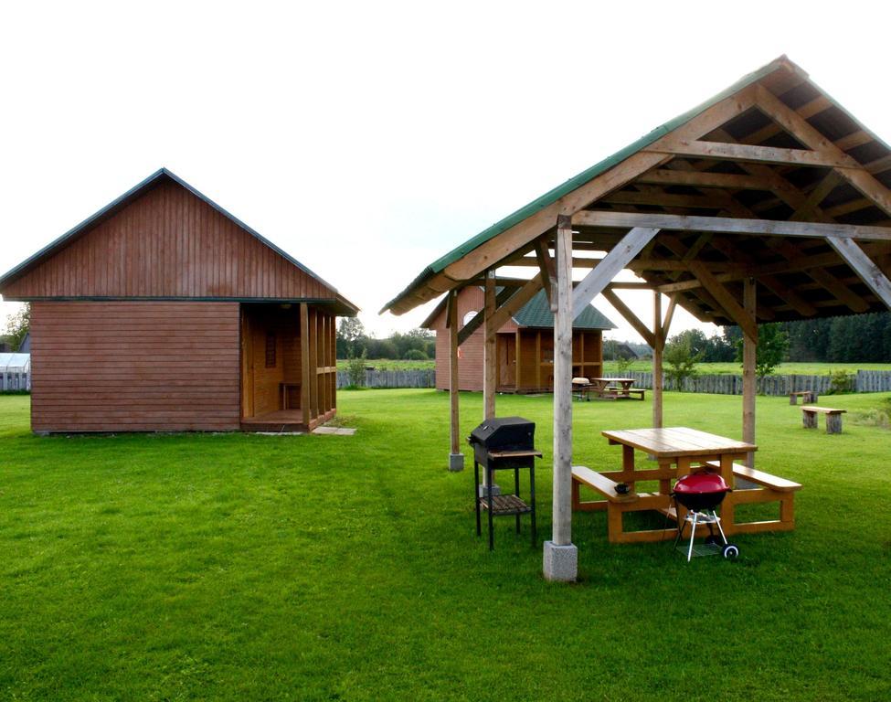 Ezmalas Rembate Exterior photo